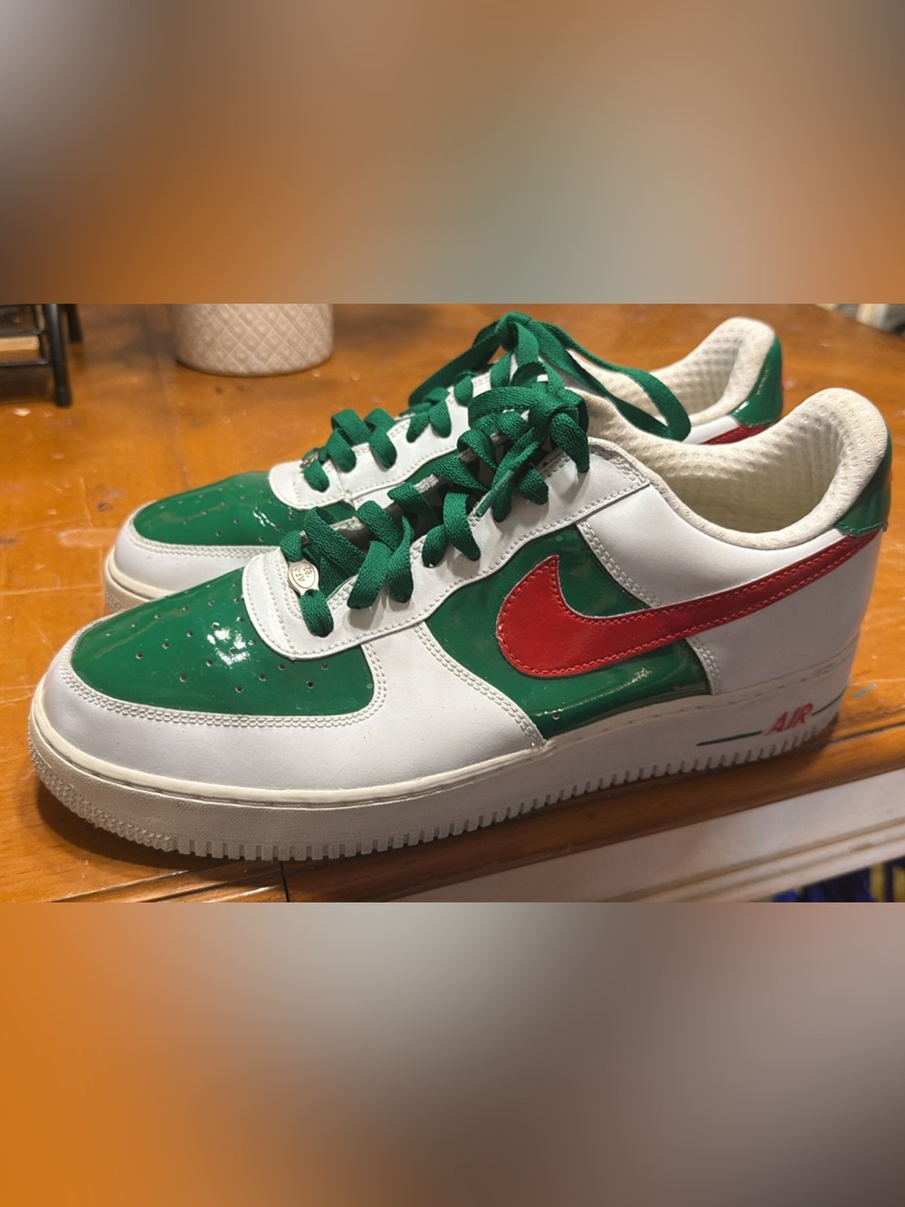 Nike Men’s White, Green & Red Low-Top Sneakers 2006 Mexico World Cup Edition